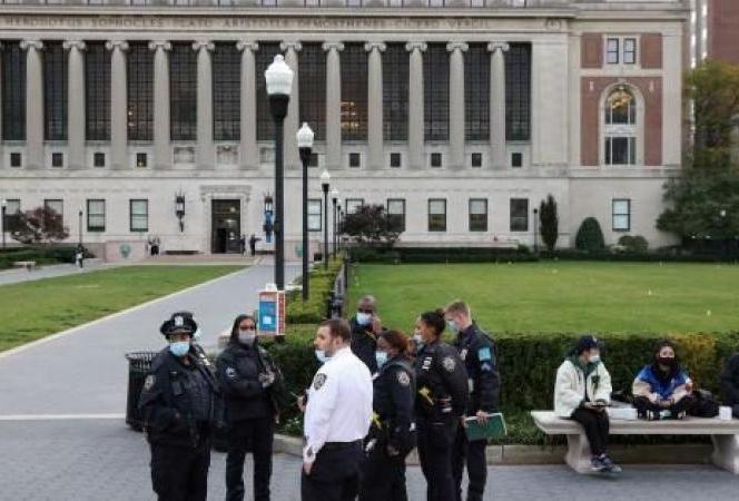 إخلاء ثلاث جامعات أمريكية بعد تحذيرات بوجود قنابل