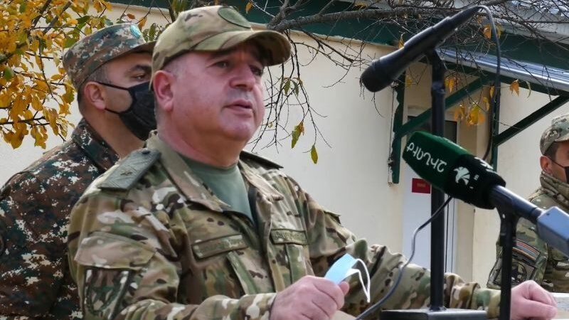В Баку назвали провокационным визит министра обороны Армении в Нагорный Карабах