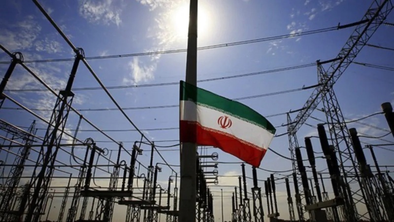 世銀、「今年のイラン経済は2.1%成長」