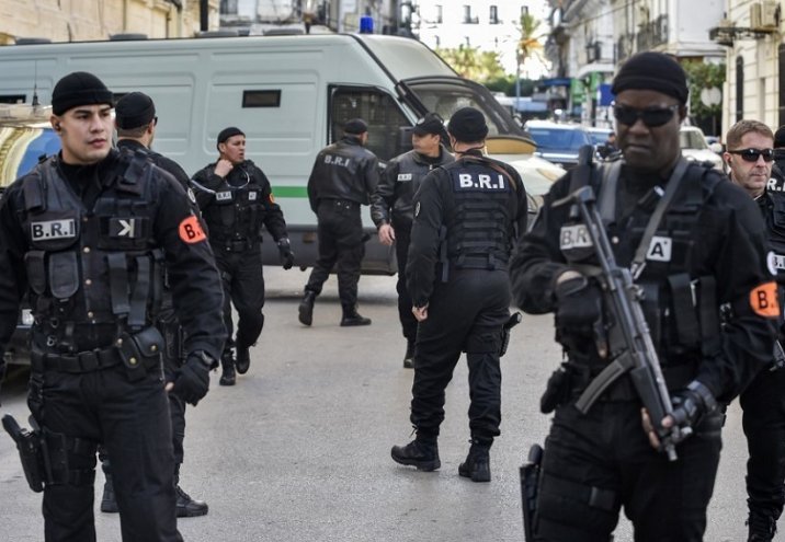 الجزائر تعتقل 21 شخصا بتهمة الانتماء لتنظيم 'رشاد' المصنف إرهابيا