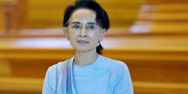    ပို႔ကုန္ သြင္းကုန္ ႏွင့္ ဆက္သြယ္ေရးဥပေဒ အမႈ ၂ ခုအတြက္ အတိုင္ပင္ခံပုဂၢိဳလ္ ကိုယ္တိုင္ သက္ေသထြက္ဆိုမည္