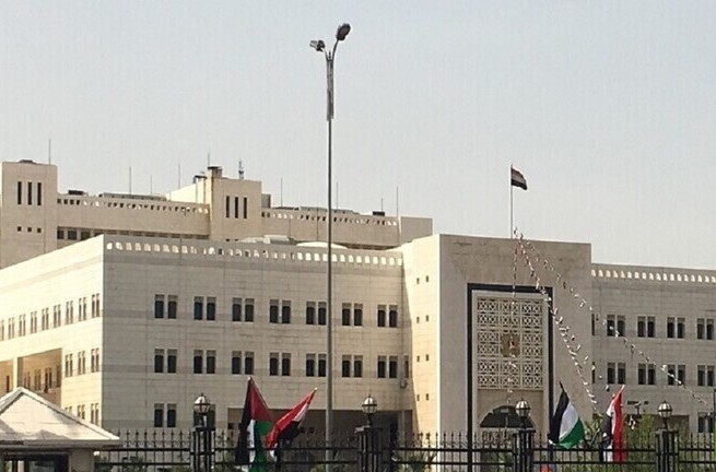 عقوبات أوروبية على 4 وزراء سوريين