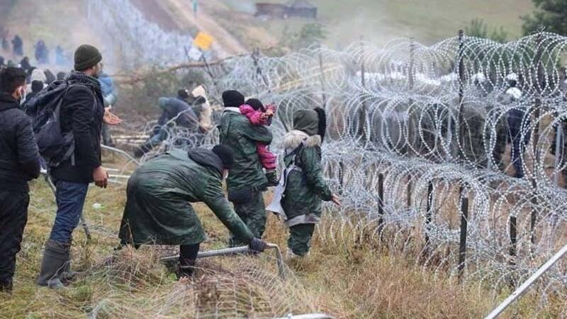 Полшанын баш назири НАТО-ну мигрант бөһраны фонунда “конкрет аддымлар” атмаға чағырыб