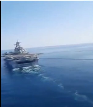 Pentagon: Helikopter Iran Dekati Kapal Perang AS di Laut Oman