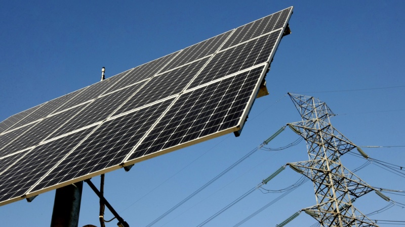 Iran will bis 2023 erstes solarthermisches Kraftwerk in Betrieb nehmen