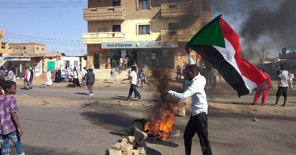 حصيلة قتلى المحتجين على الانقلاب تبلغ 40 شخصا في السودان