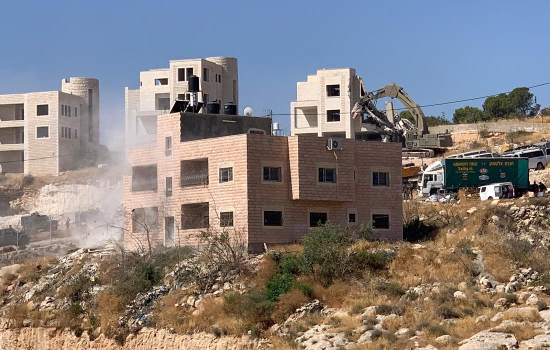 الاحتلال الإسرائيلي يهدم منزلاً في منطقة "واد الحمص" ببلدة صور باهر جنوب شرق القدس