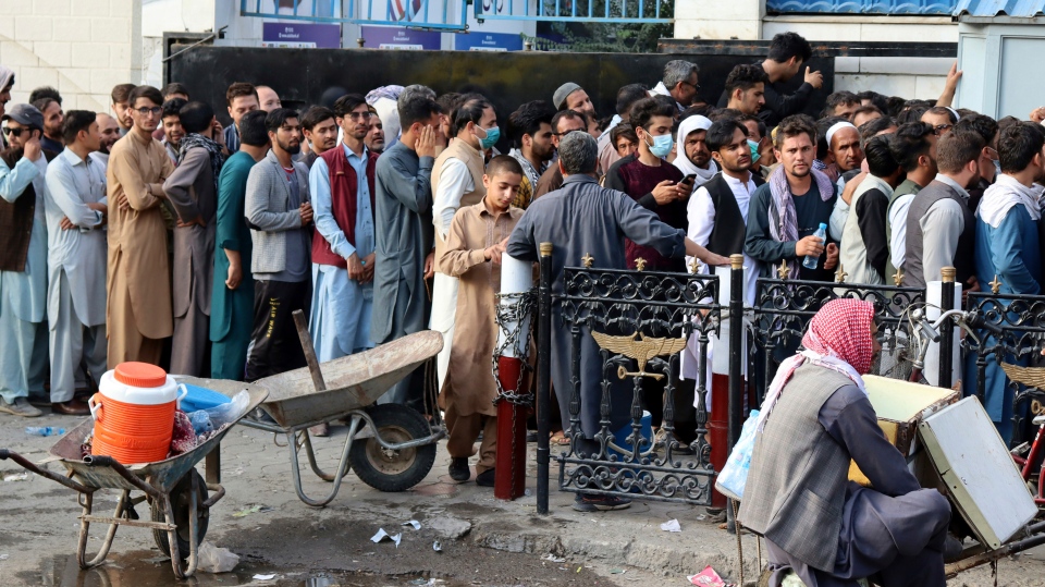 Analysis: Economic crisis begins to bite in Afghanistan two months after Taliban takeover
