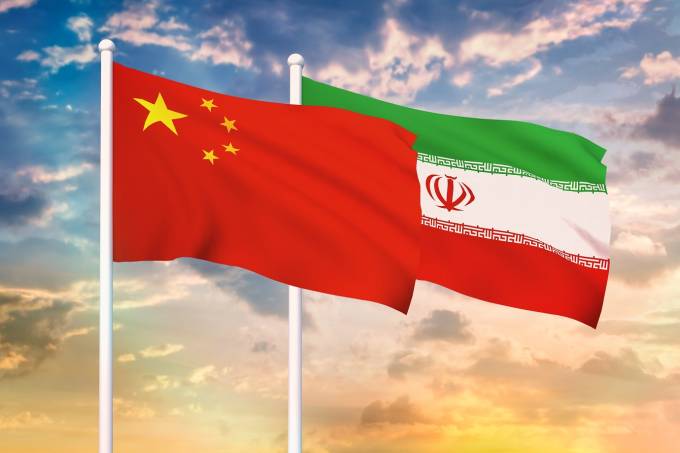 China e Irã se aliam contra ações unilaterais