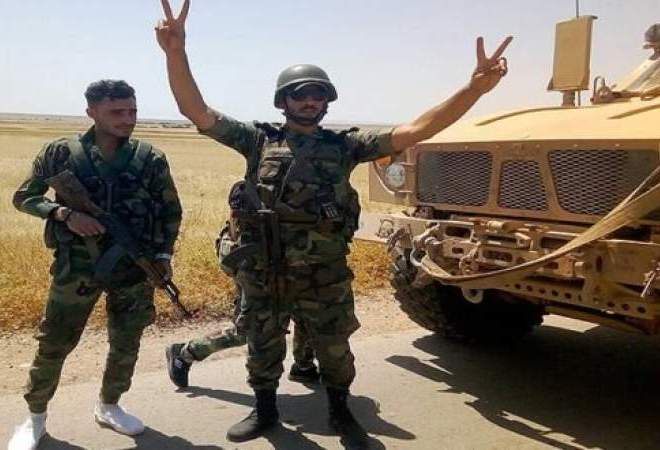 L'armée syrienne intercepte un convoi militaire de l'occupation américaine dans la campagne de Hasaka