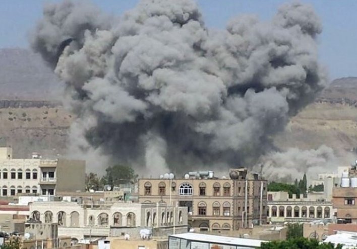 L'Arabie saoudite continue de commettre des crimes à Saada. 4 civils ont été tués et blessés dans le bombardement du district de Munabbih