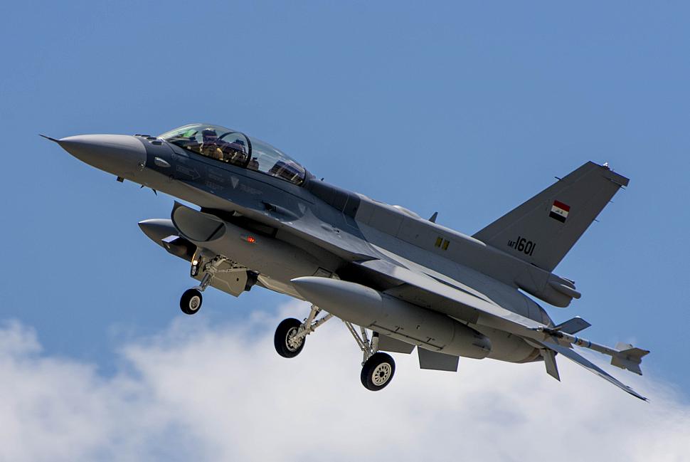 Iraqi Air Force destroys ISIS hideouts in Saladin