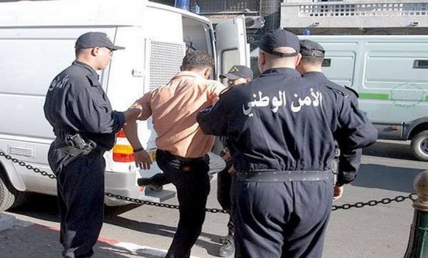 الشرطة التونسية تحبط هجوماً بـ"السلاح الأبيض" على وزارة الداخلية