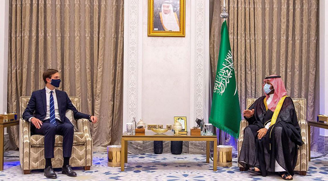 صحيفة امريكية تكشف عن مفاوضات لـ"استثمار كبير" بين صهر ترامب و ابن سلمان