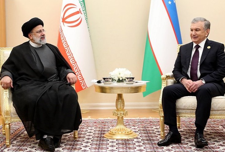 الرئيس الايراني يبحث مع نظيره الاوزبكي رفع مستوى التعاون الشامل 