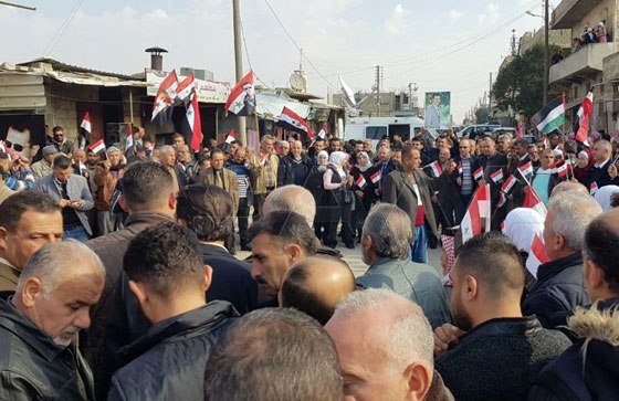 أهالي تل رفعت السورية يجددون رفضهم للاحتلال التركي + (صور)