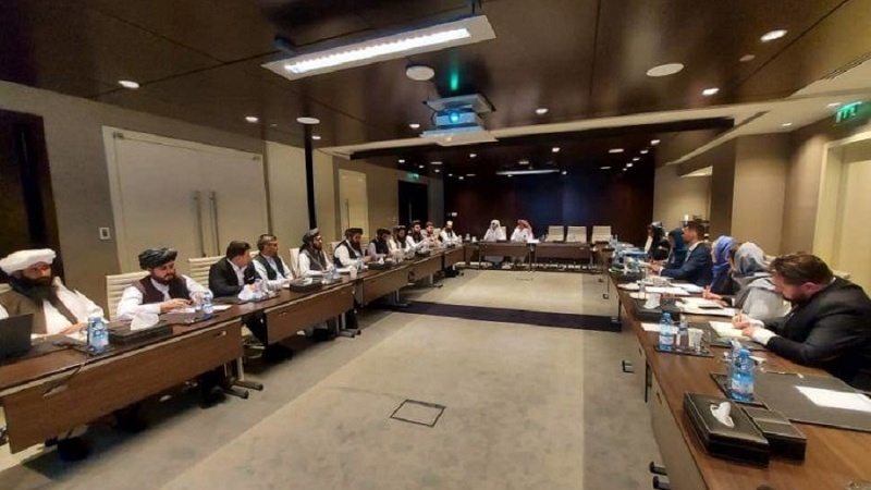 Формирование правительства, права женщин и гуманитарная помощь - в центре внимания переговоров Талибана в Катаре