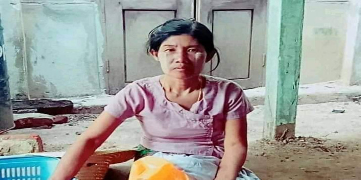 နတ္ေမာက္ တြင္ အမ်ိဳးသမီး ၁ ဦးအား ႐ိုက္ႏွက္ ဖမ္းဆီးၿပီး ေနအိမ္ပစၥည္း မ်ားကို ဖ်က္ဆီး