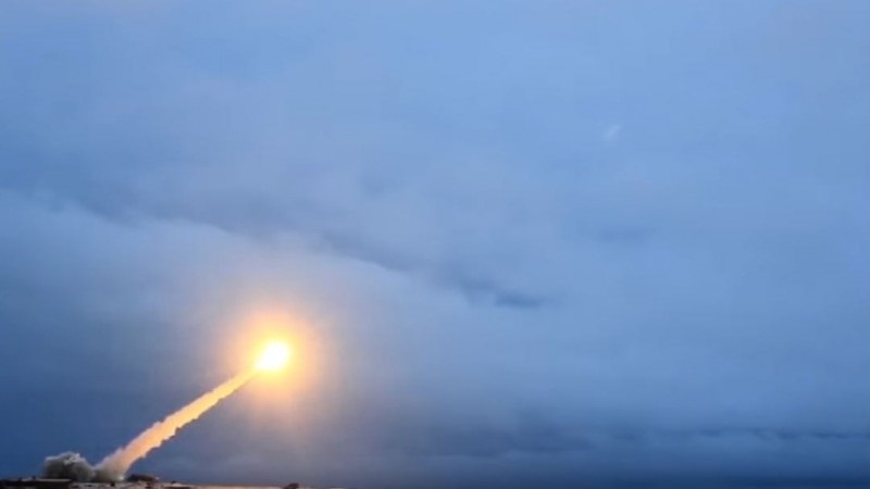 Russia: continuano i test di lancio del missile ipersonico Zircon