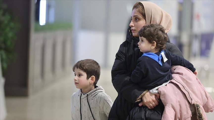 Over 1,800 Iraqi refugees return home from Belarusian border