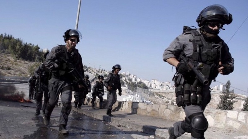 West Bank, aggressione sionista: feriti decine di palestinesi