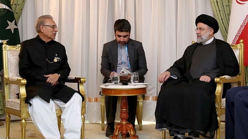 İran və Pakistan prezidentləri görüşüblər