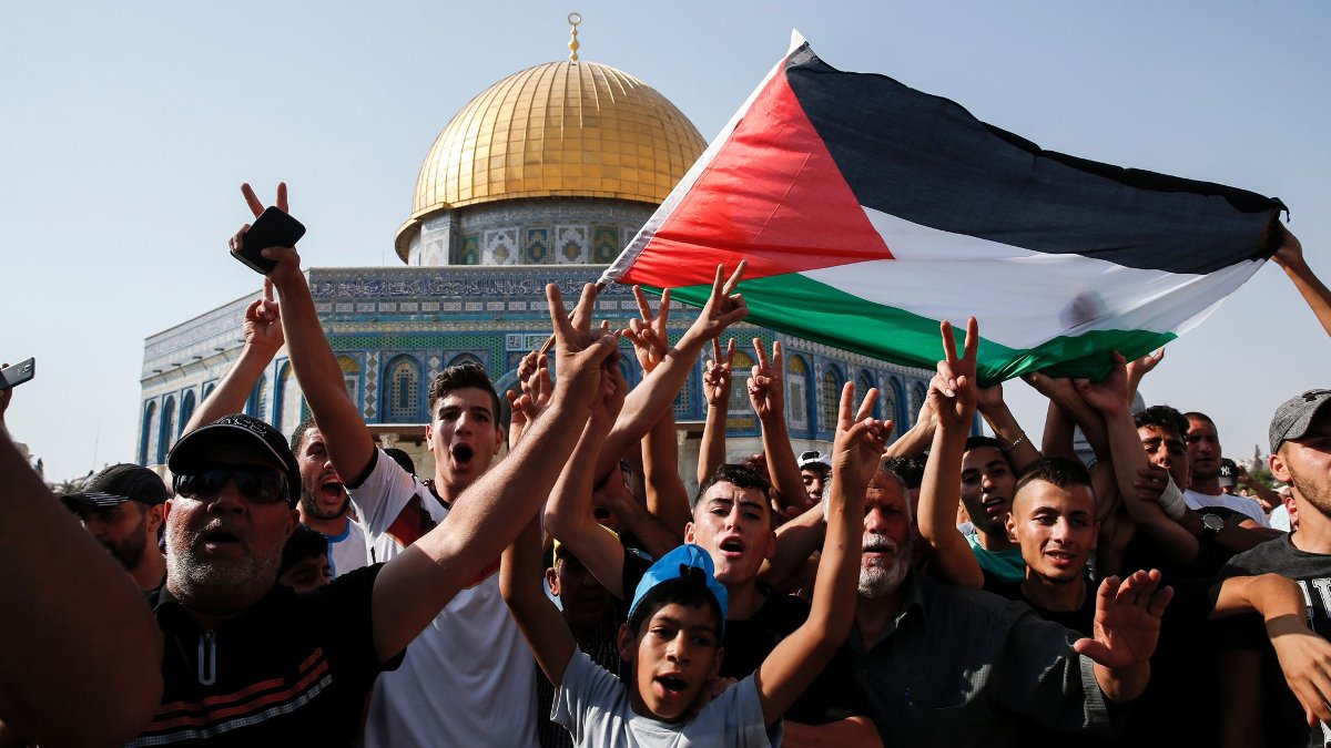 Israel defeat; Humiliation finally forthcoming