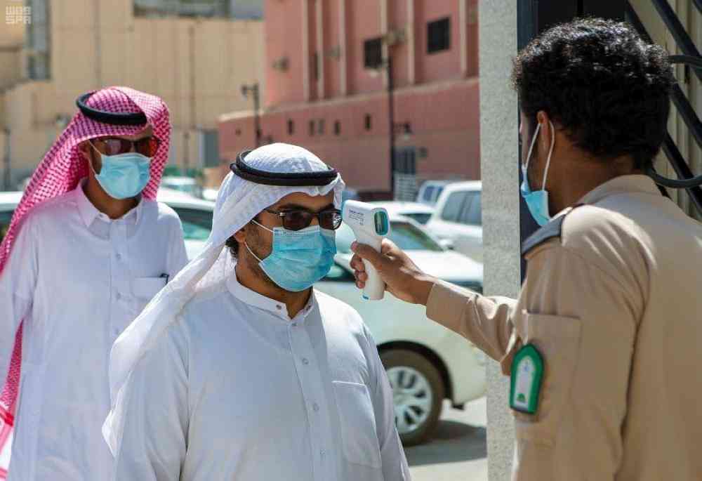 السعودية تعلن رصد أول حالة كورونا الجديد "أوميكرون"