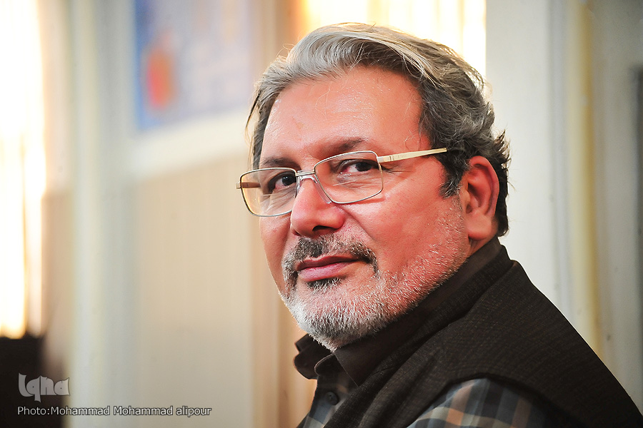 Abdul Basit voice exceptional, one can hardly find a similar voice, his attention to meaning phenomenal