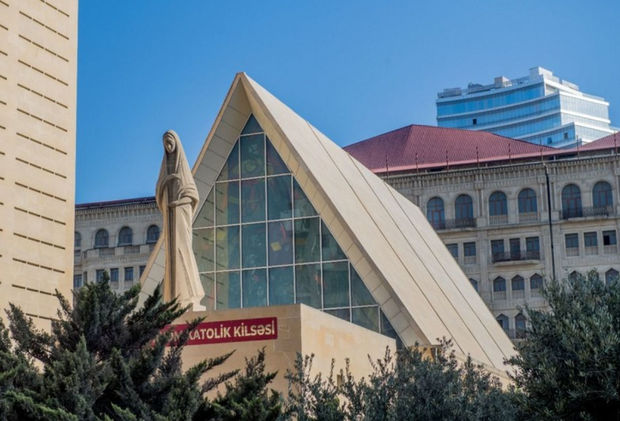 Һејдәр Әлијев Фонду Мүгәддәс Мәрјәм католик килсәсиндә бәрпа ишләрини јекунлашдырыб - Фото