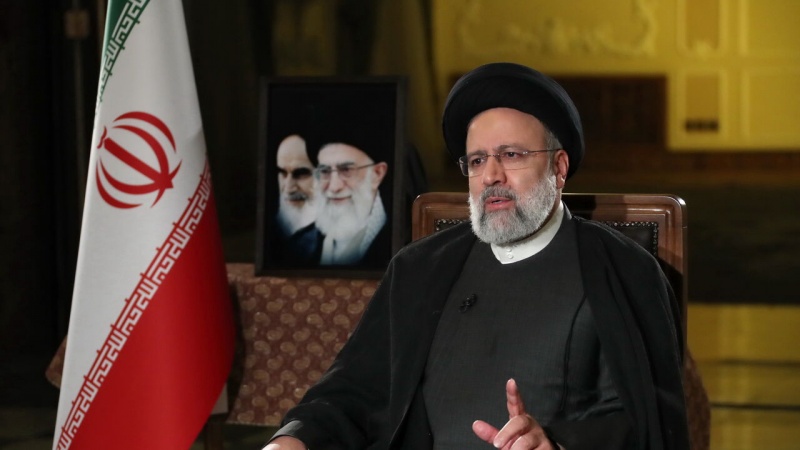 イラン大統領、「制裁の解除･無効化を力強く追求」