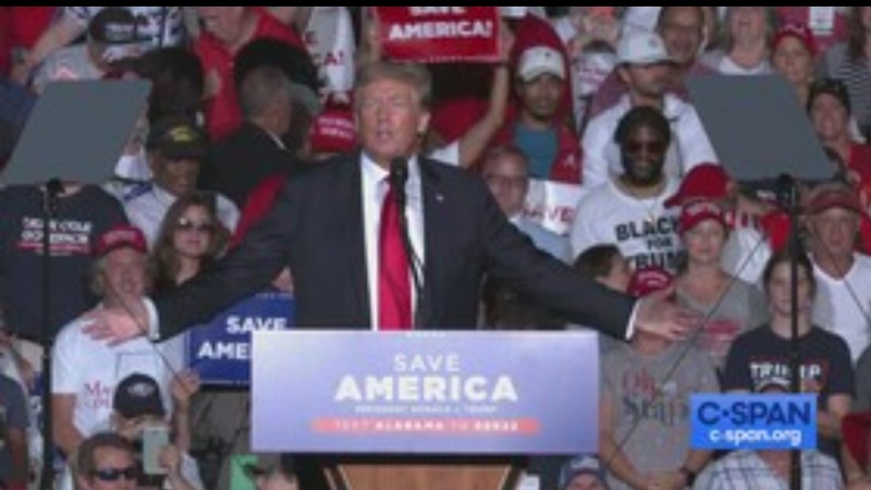 Trump: 'ABD genel kurmay başkanı 'lanetli aptal'