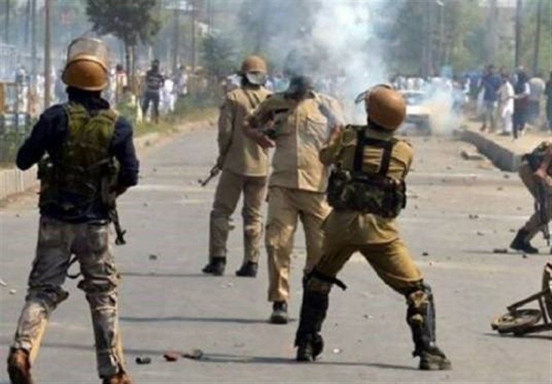 کشمیر میں بھارتی فوج اور علیحدگی پسندوں کے درمیان جھڑپ