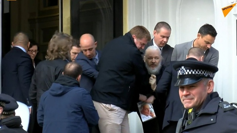 Assange: Reynders, in Ue cerchiamo di proteggere reporter