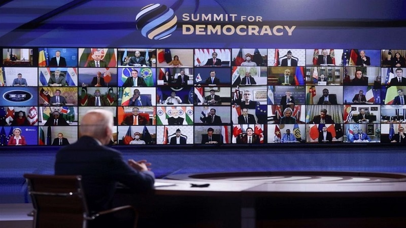 Il Summit per la democrazia progettato dagli Usa si è concluso in maniera tragica