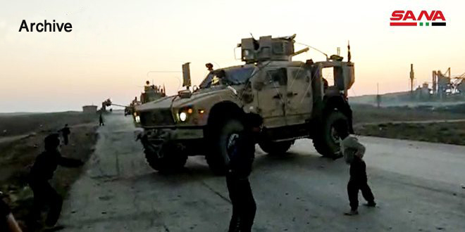 Locals in Syria's Qamishli countryside intercept a US occupation convoy