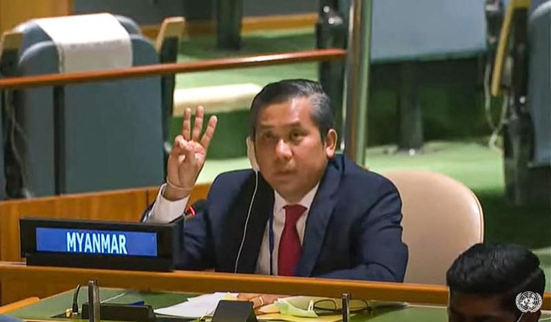 အာဏာသိမ္းမႈ ဆန႔္က်င္သူ သံအမတ္ ဦးေက်ာ္မိုးထြန္းကို လုပ္ႀကံရန္ႀကံစည္ခဲ့ သည္ဟု ျမန္မာတစ္ဦး ဝန္ခံ