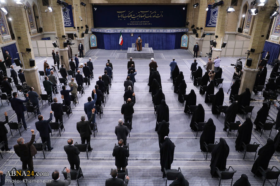 “El Imam Jameneí recibió enfermeras y familiares de mártires de la salud”