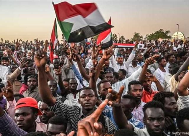 إعلان سياسي يفجر الخلافات بالأوساط السياسية في السودان