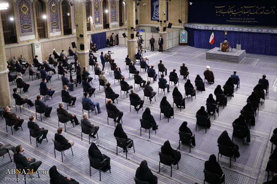 تقرير مصور/ قائد الثورة يستقبل أسر شهداء القطاع الصحي بمناسبة ولادة السيدة "زينب" (ع)