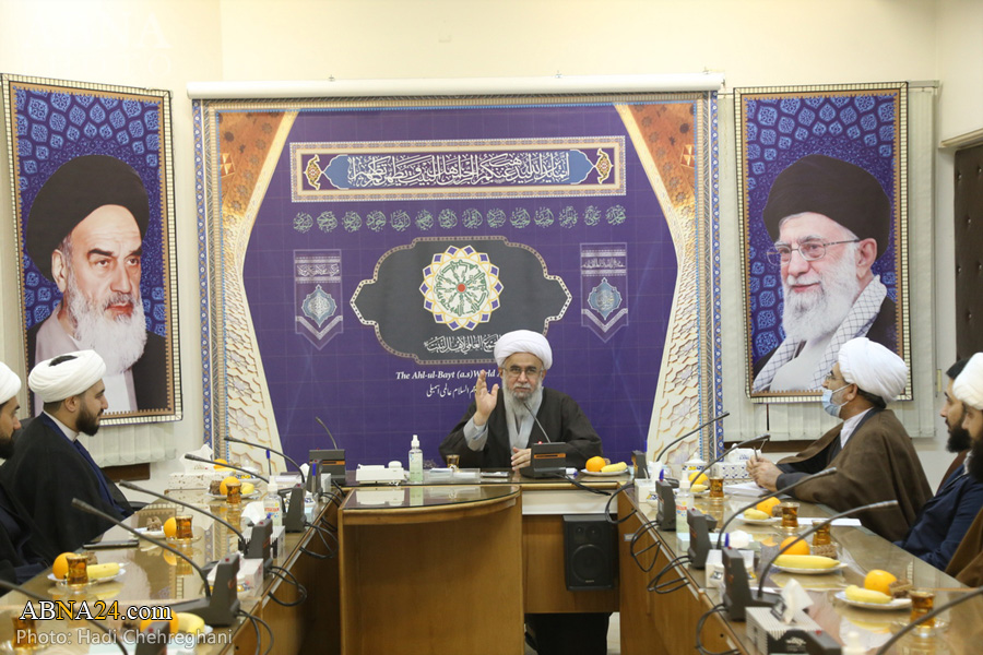 آیت اللہ رمضانی: سامعین کو اچھی طرح پہچانیں اور ان کی زبان میں انہیں صحیح اسلام سکھائیں/ اسلام کے روحانی، اخلاقی اور عرفانی جہتوں کو بیان کیا جائے