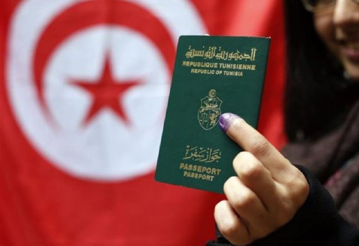 سجن موظف بالقنصلية التونسية بدمشق بتهمة بيع الجنسية