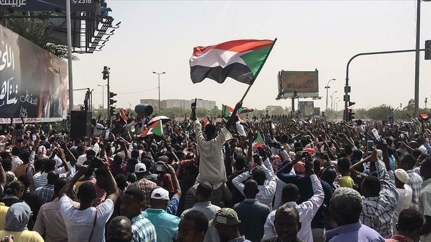 إجراءات أمنية مكثفة وسط الخرطوم قبيل ساعات من موعد المظاهرات