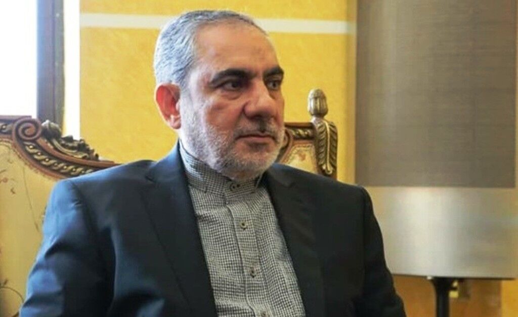 Jakadan Iran A Yaman Hassan Irloo Ya Rasu Sakamakon Kamuwa Da Ciwon Korona + Sallar Jana'izarsa