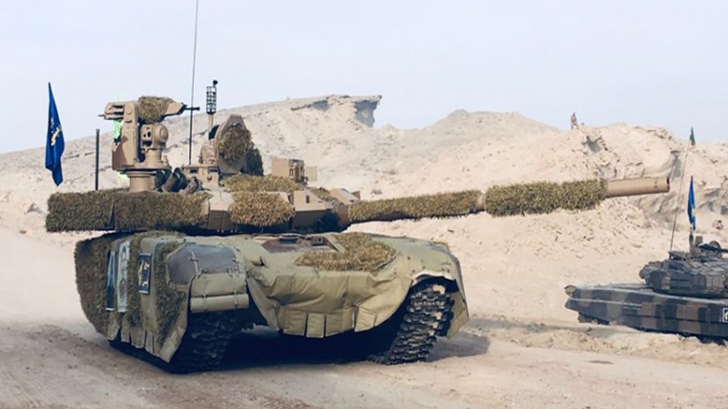 IRGC untuk Pertama Kalinya Operasikan Tank Karrar