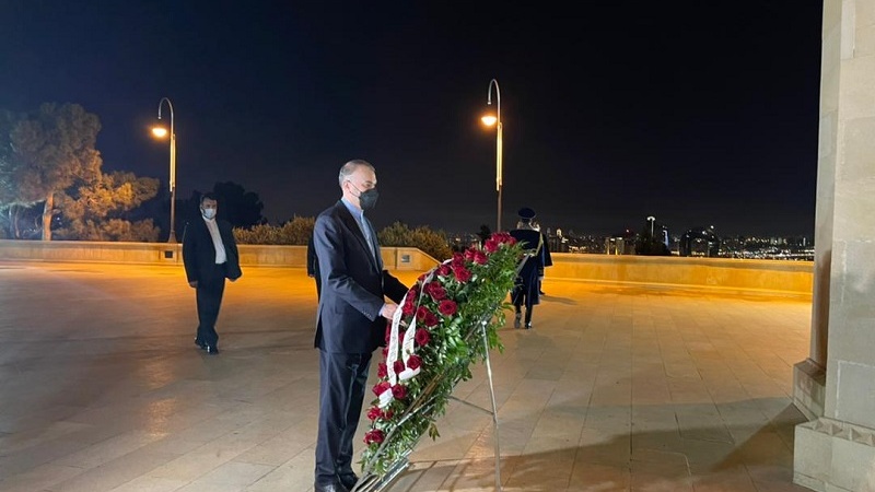 Emir Abdullahiyan, 44 günlük Karabağ savaşı şehitlerini andı