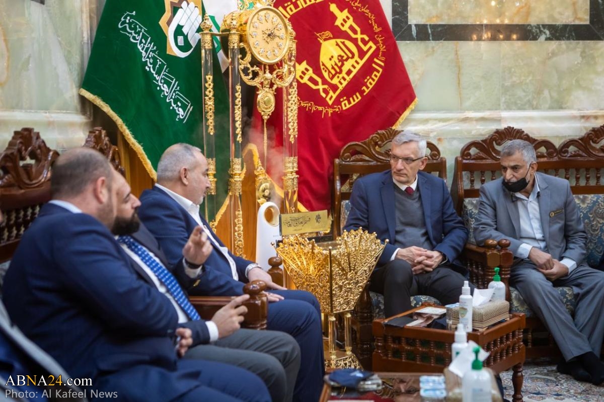 German ambassador in Iraq visits al-Abbas holy shrine (+Photos)