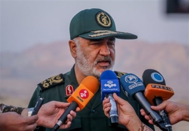 اللواء سلامي: القوة البرية للحرس الثوري ضمانة للامن القومي للبلاد 