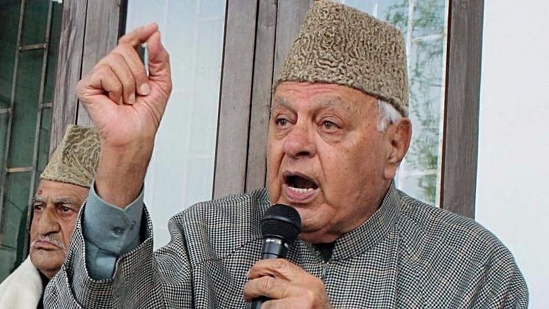 کشمیری سابق وزیر اعلیٰ فاروق عبد اللہ کا بڑا بیان، کشمیر میں لاوا پھٹنے والا ہے