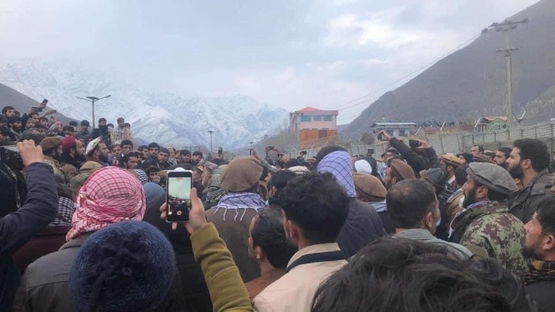 阿富汗潘杰希尔省举行反塔利班示威活动